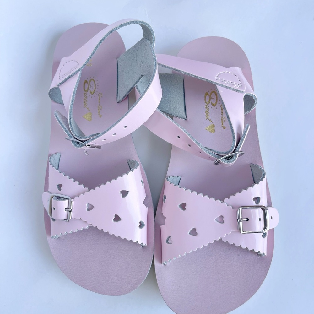 SOLD - NEW Pink Sweetheart Sandals Big Kids 13 - Picture 9 of 10